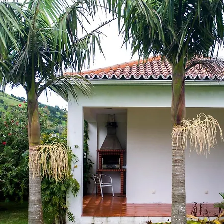 Pensión Living Azores *