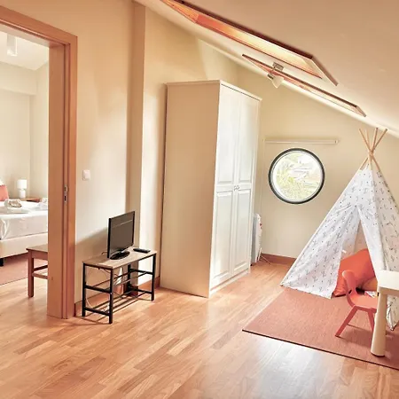 بيت ضيافة Casa Dos Netos - Garden & Lake III 4*