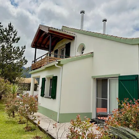 Penzion Casa Dos Avos - Garden & Ii