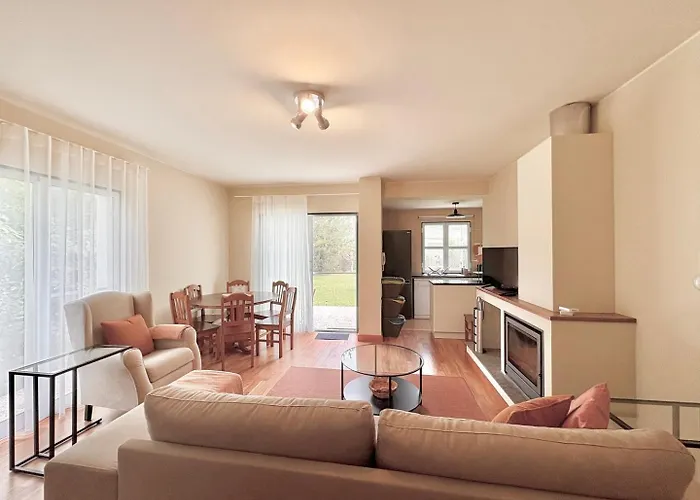 بيت ضيافة Casa Dos Netos - Garden & Lake III سيتي سيداديس