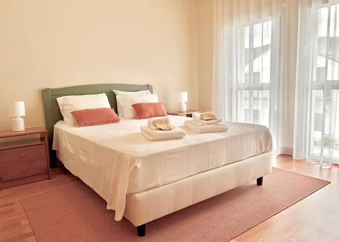 Casa Dos Netos - Garden & Lake III بيت ضيافة