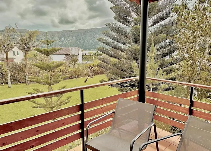 Casa Dos Netos - Garden & Lake III بيت ضيافة